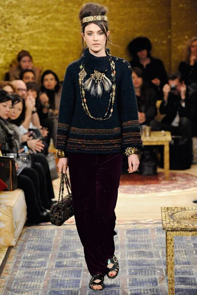Look 34